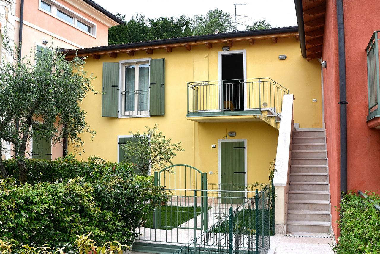 Residenza Alle Torri With Pool Torri Del Benaco Exteriör bild