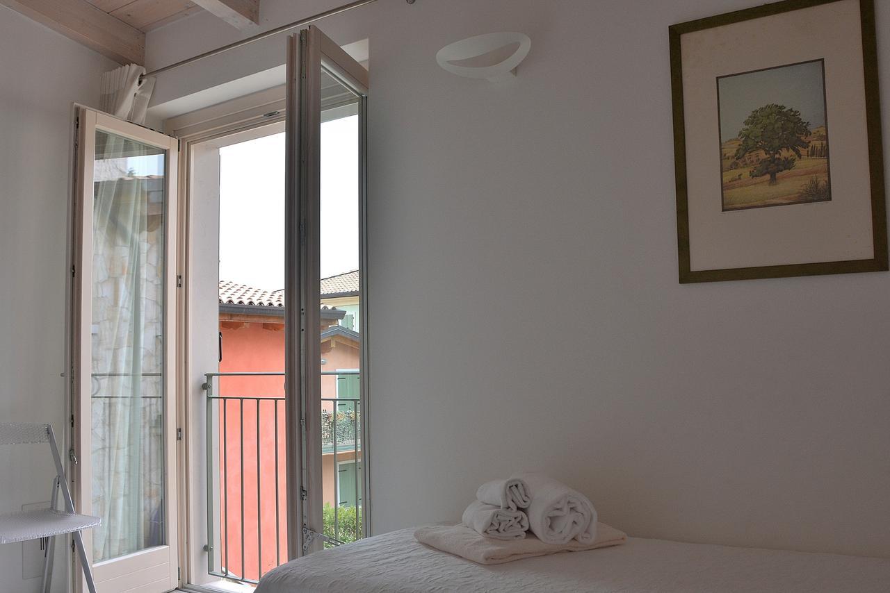 Residenza Alle Torri With Pool Torri Del Benaco Exteriör bild