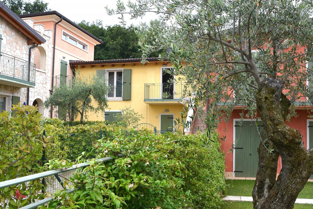 Residenza Alle Torri With Pool Torri Del Benaco Exteriör bild